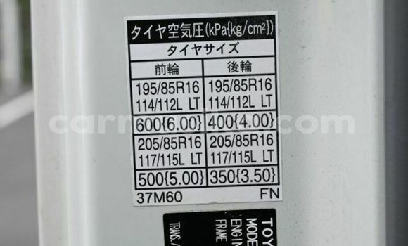 Acheter Occasion Utilitaire Toyota Dyna Blanc à Beitbridge, Matabeleland South Acheter Occasion Utilitaire Toyota Dyna Blanc à Beitbridge, Matabeleland South