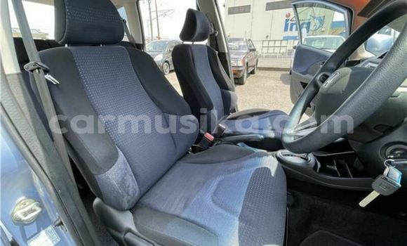 Acheter Occasion Voiture Honda Fit Bleu à Beitbridge, Matabeleland South Acheter Occasion Voiture Honda Fit Bleu à Beitbridge, Matabeleland South