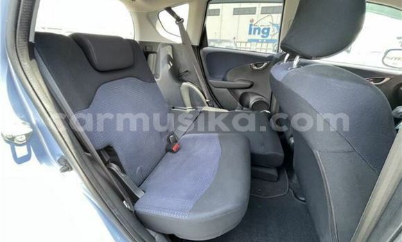 Acheter Occasion Voiture Honda Fit Bleu à Beitbridge, Matabeleland South Acheter Occasion Voiture Honda Fit Bleu à Beitbridge, Matabeleland South