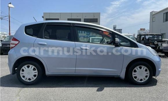 Acheter Occasion Voiture Honda Fit Bleu à Beitbridge, Matabeleland South Acheter Occasion Voiture Honda Fit Bleu à Beitbridge, Matabeleland South