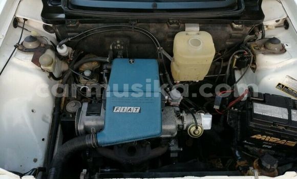 Acheter Occasion Voiture Fiat Uno Blanc à Beitbridge, Matabeleland South Acheter Occasion Voiture Fiat Uno Blanc à Beitbridge, Matabeleland South