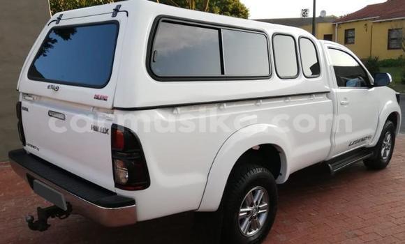 Acheter Occasion Voiture Toyota Hilux Blanc à Harare, Harare Acheter Occasion Voiture Toyota Hilux Blanc à Harare, Harare