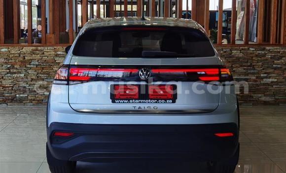 Nunua Ilio tumika Volkswagen Touareg Fedha Gari ndani ya Beitbridge nchini Matabeleland Kusini Nunua Ilio tumika Volkswagen Touareg Fedha Gari ndani ya Beitbridge nchini Matabeleland Kusini