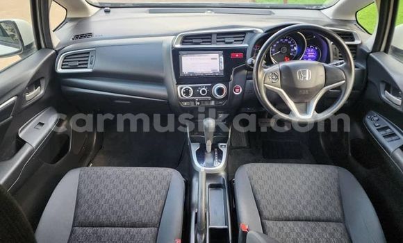Acheter Occasion Voiture Honda Fit Blanc à Bulawayo, Bulawayo Acheter Occasion Voiture Honda Fit Blanc à Bulawayo, Bulawayo