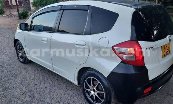 Acheter Occasion Voiture Honda Fit Blanc à Bulawayo, Bulawayo Acheter Occasion Voiture Honda Fit Blanc à Bulawayo, Bulawayo