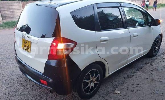 Acheter Occasion Voiture Honda Fit Blanc à Bulawayo, Bulawayo Acheter Occasion Voiture Honda Fit Blanc à Bulawayo, Bulawayo