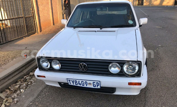 Acheter Occasion Voiture Volkswagen Golf Vert à Beitbridge, Matabeleland South Acheter Occasion Voiture Volkswagen Golf Vert à Beitbridge, Matabeleland South
