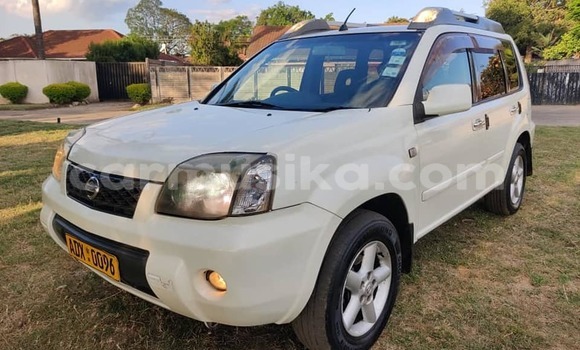 Acheter Occasion Voiture Nissan X–Trail Blanc à Bulawayo, Bulawayo Acheter Occasion Voiture Nissan X–Trail Blanc à Bulawayo, Bulawayo