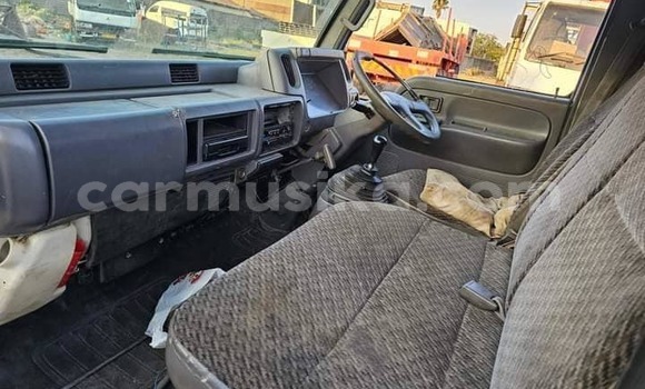 Acheter Occasion Utilitaire Nissan Evalia Autre à Chegutu, Mashonaland West Acheter Occasion Utilitaire Nissan Evalia Autre à Chegutu, Mashonaland West