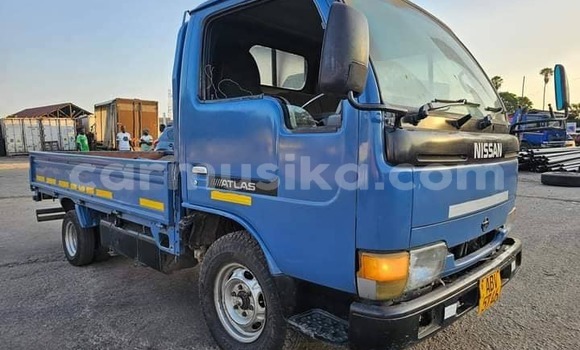 Acheter Occasion Utilitaire Nissan Evalia Autre à Chegutu, Mashonaland West Acheter Occasion Utilitaire Nissan Evalia Autre à Chegutu, Mashonaland West