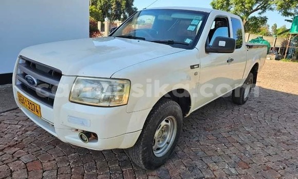 Acheter Occasion Voiture Ford Taunus Blanc à Bulawayo, Bulawayo Acheter Occasion Voiture Ford Taunus Blanc à Bulawayo, Bulawayo