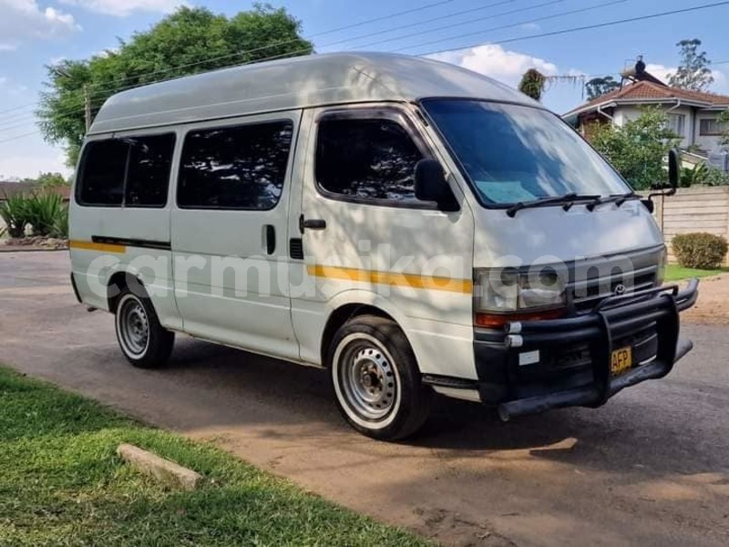 Big with watermark toyota hiace manicaland chimanimani 34185