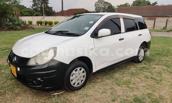 Acheter Occasion Voiture Nissan AD Blanc à Chegutu, Mashonaland West