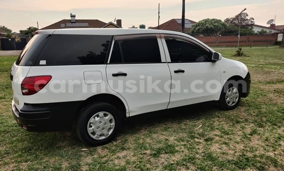 Acheter Occasion Voiture Nissan AD Blanc à Chegutu, Mashonaland West Acheter Occasion Voiture Nissan AD Blanc à Chegutu, Mashonaland West