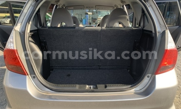 Acheter Occasion Voiture Honda Fit Gris à Beitbridge, Matabeleland South Acheter Occasion Voiture Honda Fit Gris à Beitbridge, Matabeleland South