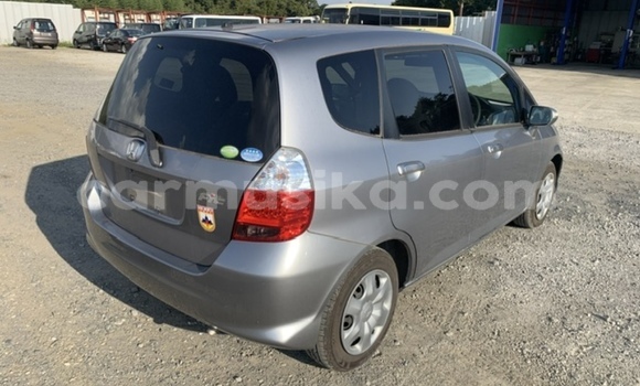 Acheter Occasion Voiture Honda Fit Gris à Beitbridge, Matabeleland South Acheter Occasion Voiture Honda Fit Gris à Beitbridge, Matabeleland South
