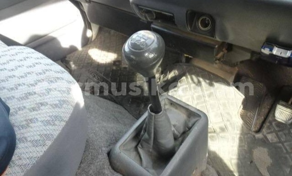 Acheter Occasion Voiture Toyota Hiace Blanc à Beitbridge, Matabeleland South Acheter Occasion Voiture Toyota Hiace Blanc à Beitbridge, Matabeleland South