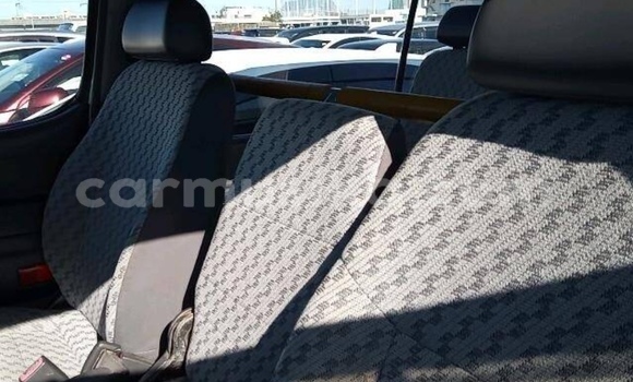 Acheter Occasion Voiture Toyota Hiace Blanc à Beitbridge, Matabeleland South Acheter Occasion Voiture Toyota Hiace Blanc à Beitbridge, Matabeleland South