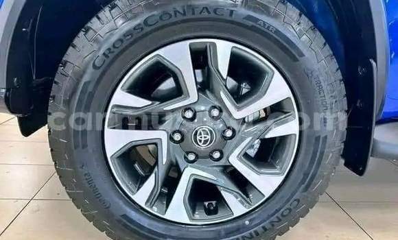 Acheter Occasion Voiture Toyota Fortuner Bleu à Beitbridge, Matabeleland South Acheter Occasion Voiture Toyota Fortuner Bleu à Beitbridge, Matabeleland South