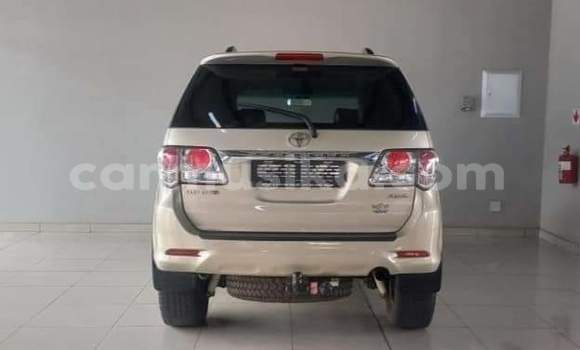 Acheter Occasion Voiture Toyota Fortuner Autre à Beitbridge, Matabeleland South Acheter Occasion Voiture Toyota Fortuner Autre à Beitbridge, Matabeleland South