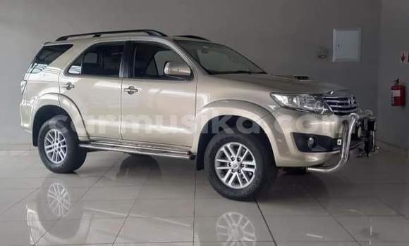 Acheter Occasion Voiture Toyota Fortuner Autre à Beitbridge, Matabeleland South Acheter Occasion Voiture Toyota Fortuner Autre à Beitbridge, Matabeleland South