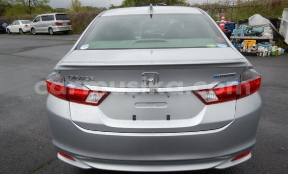 Acheter Occasion Voiture Honda Grace Gris à Beitbridge, Matabeleland South Acheter Occasion Voiture Honda Grace Gris à Beitbridge, Matabeleland South