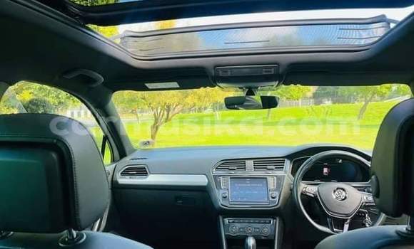 Acheter Occasion Voiture Volkswagen Tiguan Blanc à Beitbridge, Matabeleland South Acheter Occasion Voiture Volkswagen Tiguan Blanc à Beitbridge, Matabeleland South