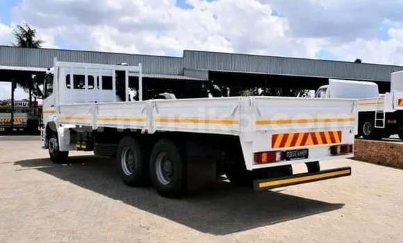 Acheter Occasion Voiture Mercedes‒Benz A–Class Blanc à Beitbridge, Matabeleland South Acheter Occasion Voiture Mercedes‒Benz A–Class Blanc à Beitbridge, Matabeleland South