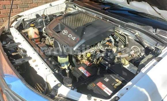 Acheter Occasion Voiture Toyota Hilux Blanc à Beitbridge, Matabeleland South Acheter Occasion Voiture Toyota Hilux Blanc à Beitbridge, Matabeleland South