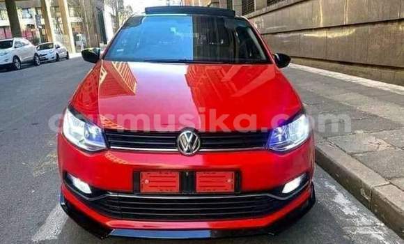 Tenga Tsaru Volkswagen Polo Tsvuku Mota in Beitbridge in Matabeleland South