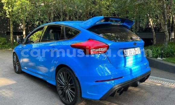 Acheter Occasion Voiture Ford Focus RS Bleu à Beitbridge, Matabeleland South Acheter Occasion Voiture Ford Focus RS Bleu à Beitbridge, Matabeleland South