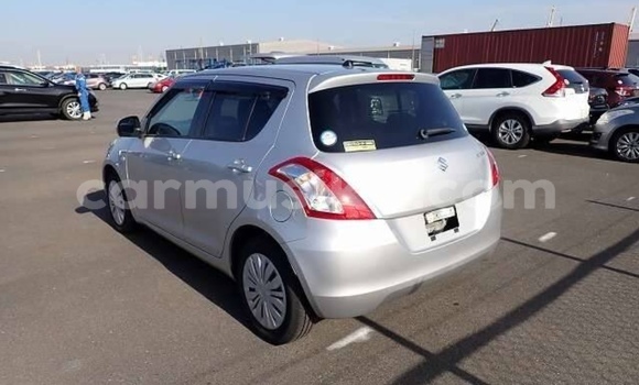 Nunua Ilio tumika Suzuki Swift Fedha Gari ndani ya Beitbridge nchini Matabeleland Kusini Nunua Ilio tumika Suzuki Swift Fedha Gari ndani ya Beitbridge nchini Matabeleland Kusini