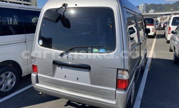 Acheter Occasion Voiture Mazda Bongo Gris à Beitbridge, Matabeleland South Acheter Occasion Voiture Mazda Bongo Gris à Beitbridge, Matabeleland South