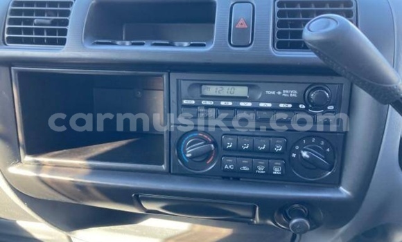 Acheter Occasion Voiture Mazda Bongo Gris à Beitbridge, Matabeleland South Acheter Occasion Voiture Mazda Bongo Gris à Beitbridge, Matabeleland South