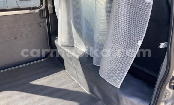 Acheter Occasion Voiture Mazda Bongo Gris à Beitbridge, Matabeleland South Acheter Occasion Voiture Mazda Bongo Gris à Beitbridge, Matabeleland South