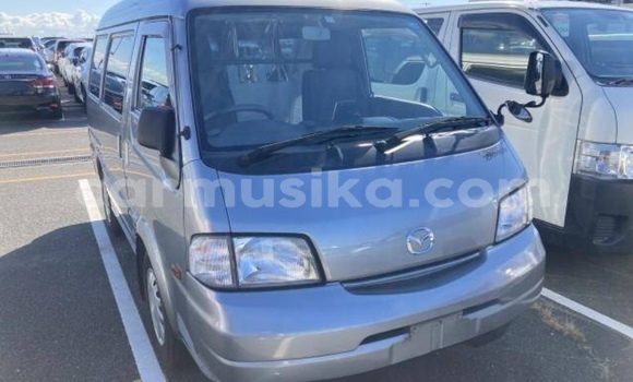 Acheter Occasion Voiture Mazda Bongo Gris à Beitbridge, Matabeleland South Acheter Occasion Voiture Mazda Bongo Gris à Beitbridge, Matabeleland South