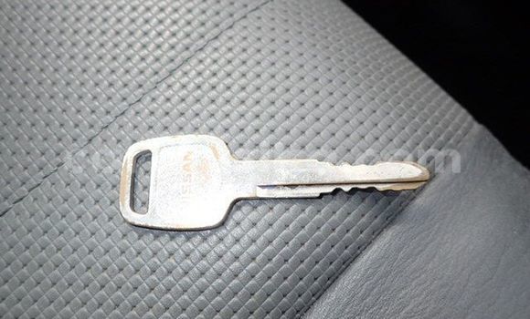 Acheter Occasion Voiture Nissan Vanette Blanc à Beitbridge, Matabeleland South Acheter Occasion Voiture Nissan Vanette Blanc à Beitbridge, Matabeleland South