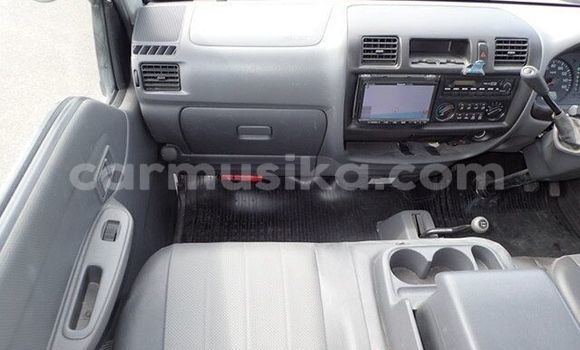 Acheter Occasion Voiture Nissan Vanette Blanc à Beitbridge, Matabeleland South Acheter Occasion Voiture Nissan Vanette Blanc à Beitbridge, Matabeleland South