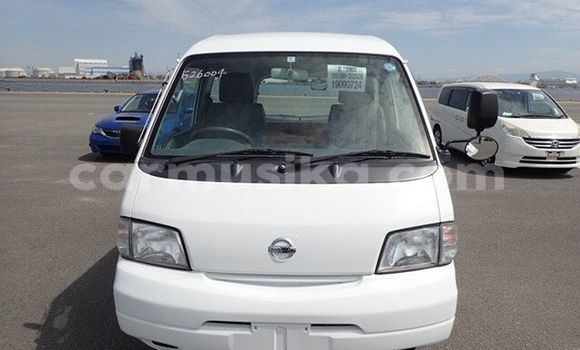 Acheter Occasion Voiture Nissan Vanette Blanc à Beitbridge, Matabeleland South Acheter Occasion Voiture Nissan Vanette Blanc à Beitbridge, Matabeleland South