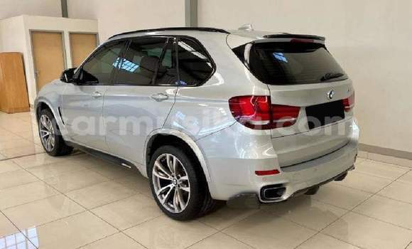 Nunua Ilio tumika BMW X5 Fedha Gari ndani ya Beitbridge nchini Matabeleland Kusini Nunua Ilio tumika BMW X5 Fedha Gari ndani ya Beitbridge nchini Matabeleland Kusini