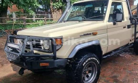 Nunua Ilio tumika Toyota Land Cruiser Nyingine Gari ndani ya Harare nchini Harare Nunua Ilio tumika Toyota Land Cruiser Nyingine Gari ndani ya Harare nchini Harare