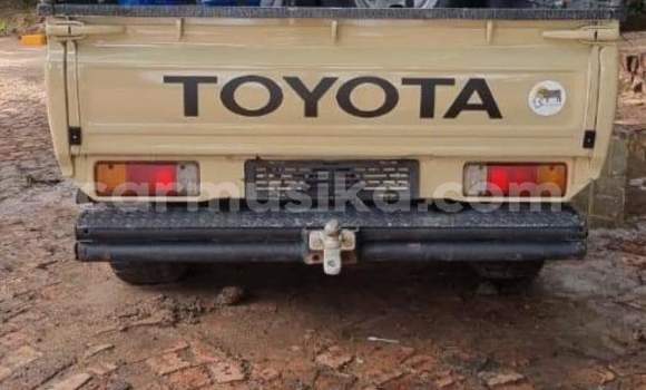 Nunua Ilio tumika Toyota Land Cruiser Nyingine Gari ndani ya Harare nchini Harare Nunua Ilio tumika Toyota Land Cruiser Nyingine Gari ndani ya Harare nchini Harare
