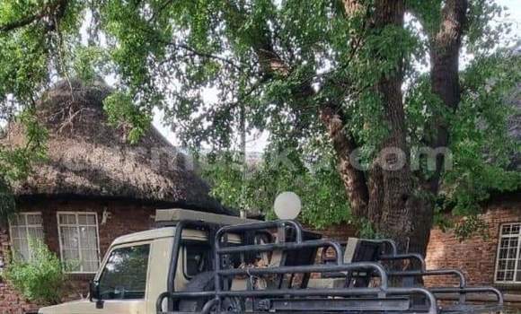 Nunua Ilio tumika Toyota Land Cruiser Nyingine Gari ndani ya Harare nchini Harare Nunua Ilio tumika Toyota Land Cruiser Nyingine Gari ndani ya Harare nchini Harare