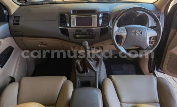 Tenga Tsaru Toyota Fortuner Zvimwe Mota in Beitbridge in Matabeleland South Tenga Tsaru Toyota Fortuner Zvimwe Mota in Beitbridge in Matabeleland South
