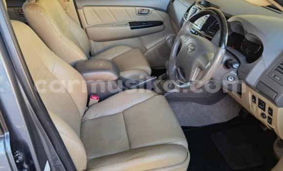 Tenga Tsaru Toyota Fortuner Zvimwe Mota in Beitbridge in Matabeleland South Tenga Tsaru Toyota Fortuner Zvimwe Mota in Beitbridge in Matabeleland South