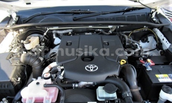 Acheter Occasion Voiture Toyota Hilux Blanc à Beitbridge, Matabeleland South Acheter Occasion Voiture Toyota Hilux Blanc à Beitbridge, Matabeleland South