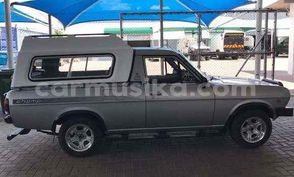 Acheter Occasion Voiture Nissan Pickup Gris à Beitbridge, Matabeleland South Acheter Occasion Voiture Nissan Pickup Gris à Beitbridge, Matabeleland South