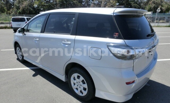 Nunua Ilio tumika Toyota Wish Fedha Gari ndani ya Beitbridge nchini Matabeleland Kusini Nunua Ilio tumika Toyota Wish Fedha Gari ndani ya Beitbridge nchini Matabeleland Kusini