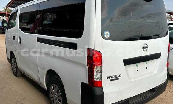 Tenga Tsaru Nissan Caravan Chena Mota in Avondale in Harare Tenga Tsaru Nissan Caravan Chena Mota in Avondale in Harare