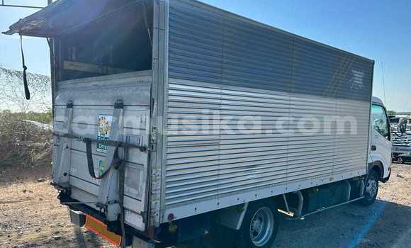 Tenga Tsaru Hino 300 Zvimwe Rori in Avondale in Harare Tenga Tsaru Hino 300 Zvimwe Rori in Avondale in Harare